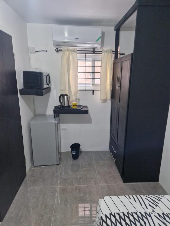 Amharic Hotel Kingston Ngoại thất bức ảnh